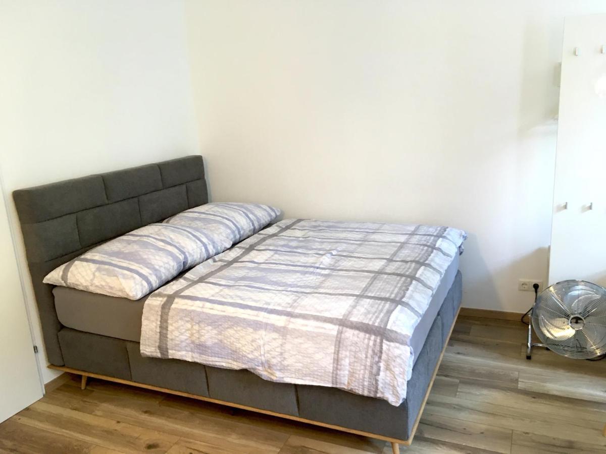 Max, Ruhige Sonnige Wohnung In Praternahe Viena Exterior foto