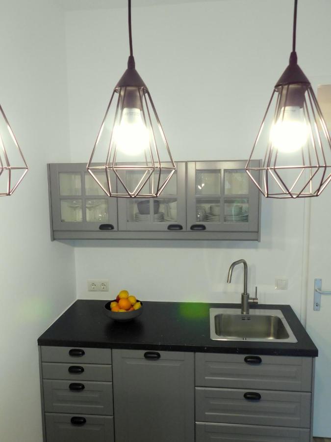 Max, Ruhige Sonnige Wohnung In Praternahe Viena Exterior foto