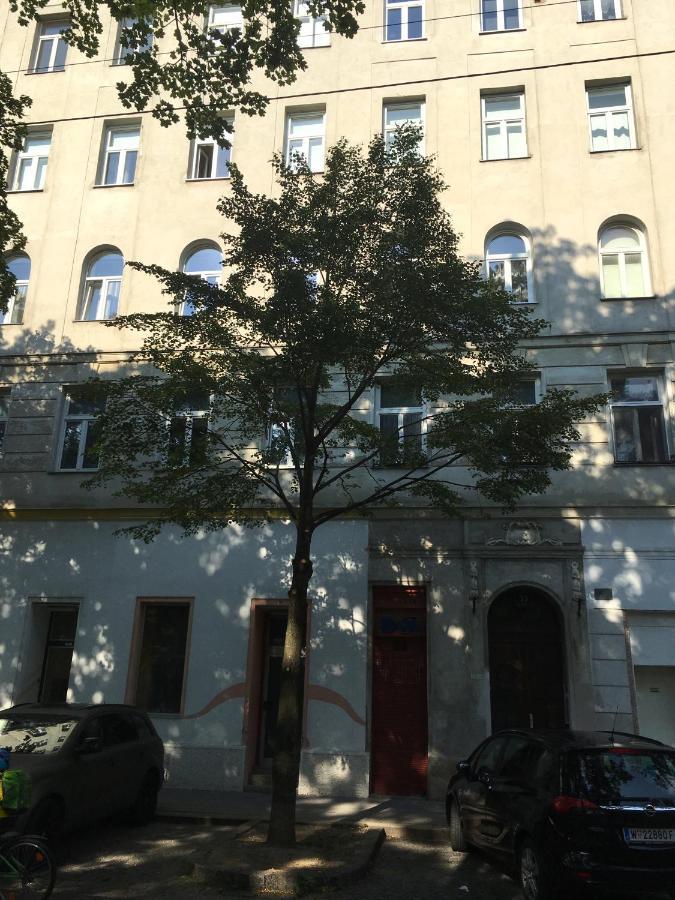 Max, Ruhige Sonnige Wohnung In Praternahe Viena Exterior foto